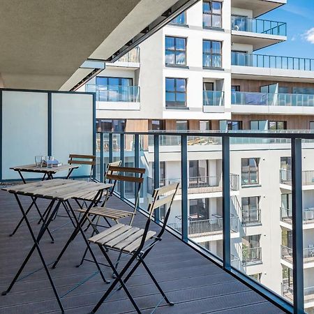 Apartment Walonska With Free Parking Wroclaw By Noclegi Renters Dış mekan fotoğraf