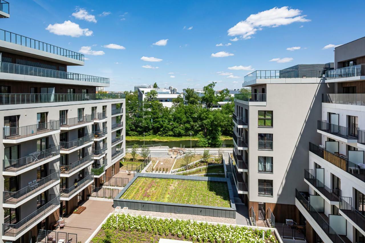 Apartment Walonska With Free Parking Wroclaw By Noclegi Renters Dış mekan fotoğraf